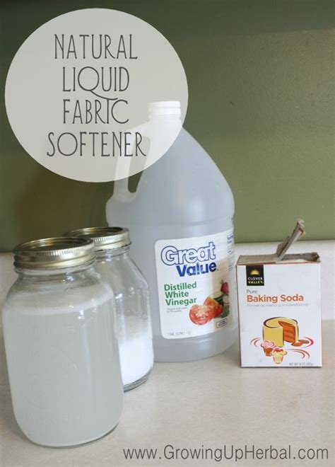 How do you make white vinegar fabric softener?