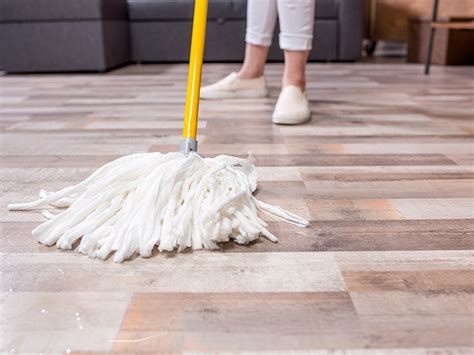 How do you mop a white floor?