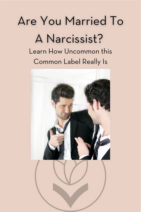 How do you peacefully divorce a narcissist?