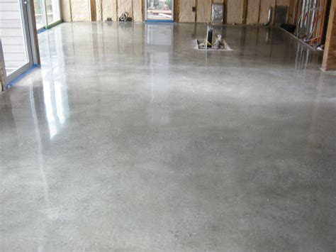 How do you polish plain concrete?