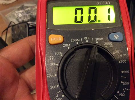 How do you read a 200m multimeter?