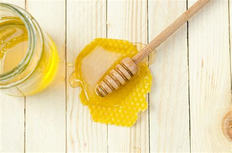 How do you revive frozen honey?