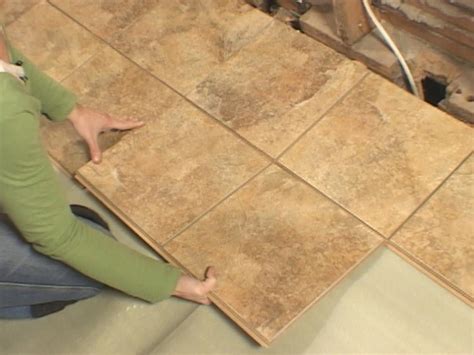 How do you snap ceramic tile?