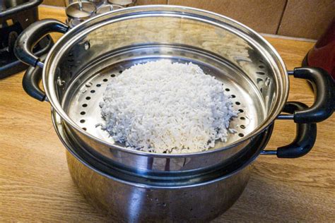 How do you steam rice?