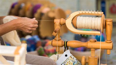 How do you turn yarn into fabric?