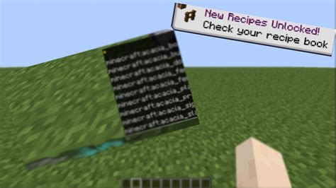 How do you unlock recipes in Minecraft?