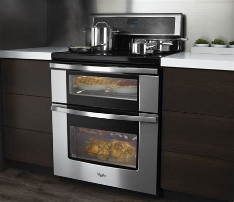 How do you use a new electric oven for the first time?