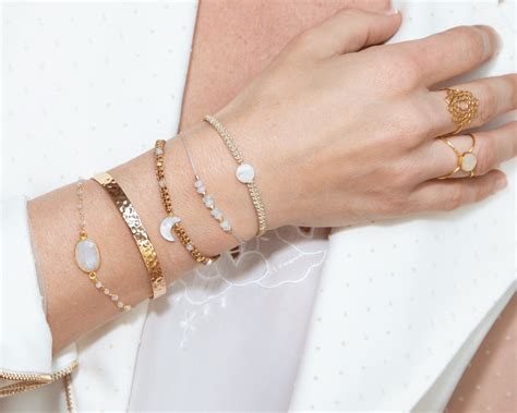 How do you wear a bracelet with small wrists?