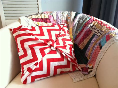 How do you wrap fabric around a pillow?