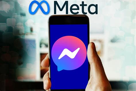 How does Meta Messenger work?