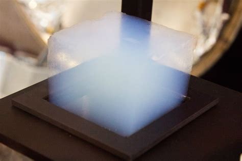 How does NASA use aerogel?