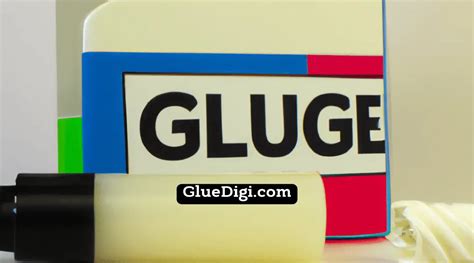 How does glue smell like?