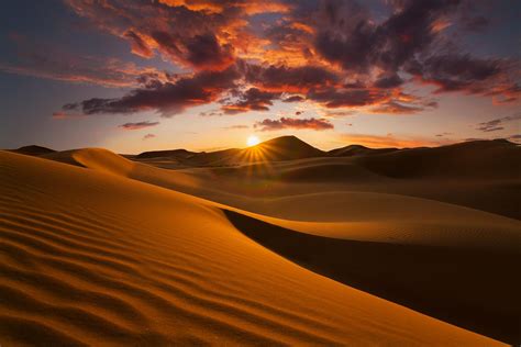 How does the Sahara Desert affect life?