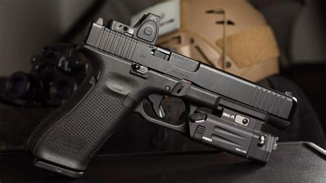 How far is Glock accurate?