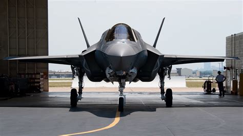 How fast is the F-35?