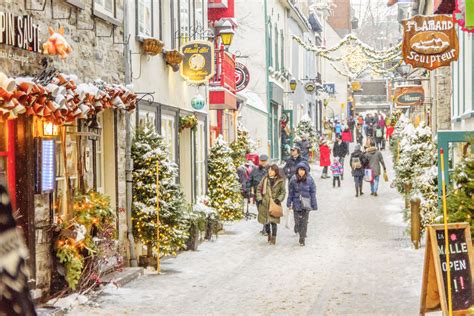 How is Christmas celebration in Canada?