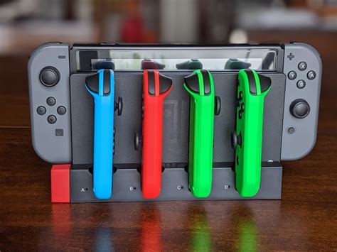 How is Joy-Con charged?