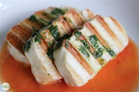 How is halloumi normally eaten?