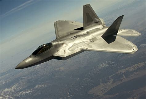 How is the f22 so stealthy?
