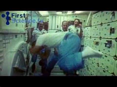 How long can a human survive in zero gravity?