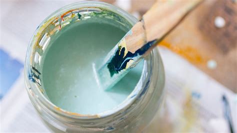 How long can paint sit without stirring?