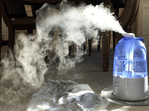 How long can water sit in humidifier?
