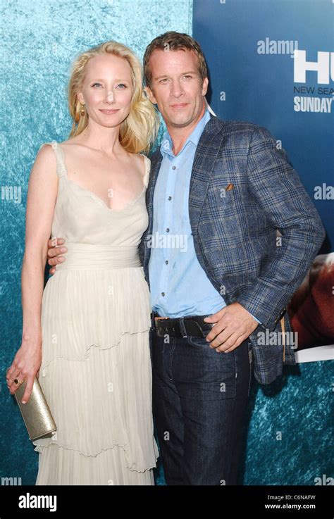 How long did Anne Heche and Thomas Jane date?