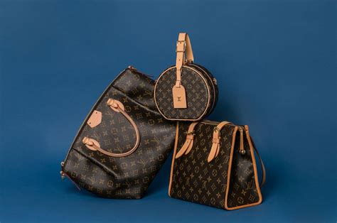 How long do Louis Vuitton bags last?