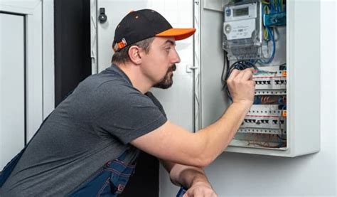 How long do circuit breakers last?