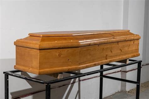 How long do coffins last underground?