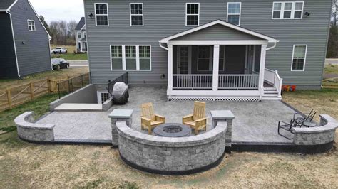 How long does a concrete patio last?