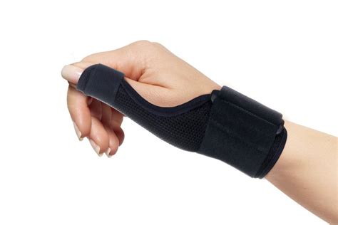 How long does it take for a wrist injury to heal?