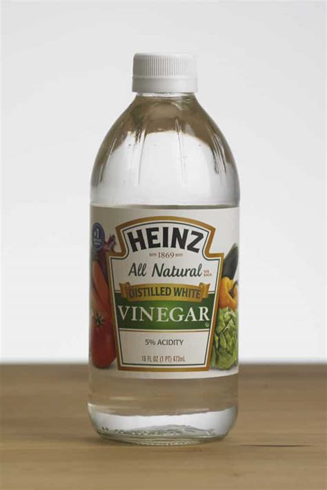 How long does vinegar last in plastic containers?