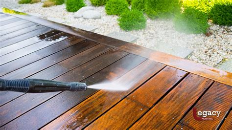 How long should you wait to stain after pressure washing?