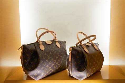 How long will a Louis Vuitton bag last?