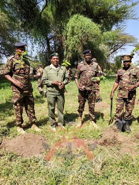 How many KDF soldiers are in Kenya?