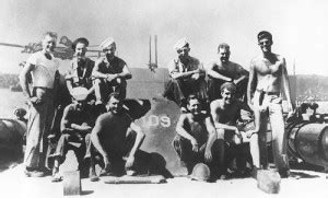 How many crew members died on PT-109?