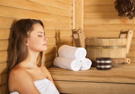 How many days a week is sauna good?