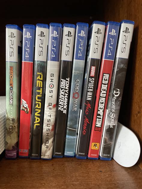How many games can you download on PS5?
