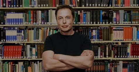 How many hours did Elon Musk read?