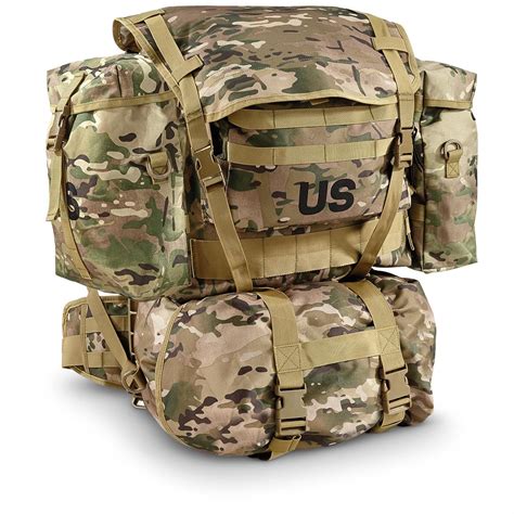 How many liters is the Army backpack?