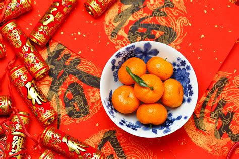 How many oranges do you give for Chinese New Year?