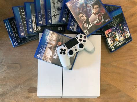 How many people can you game share with PS4?