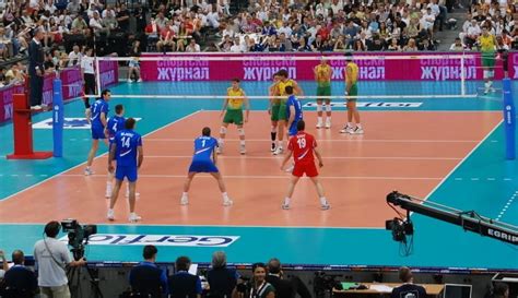 How many players are libero in volleyball?