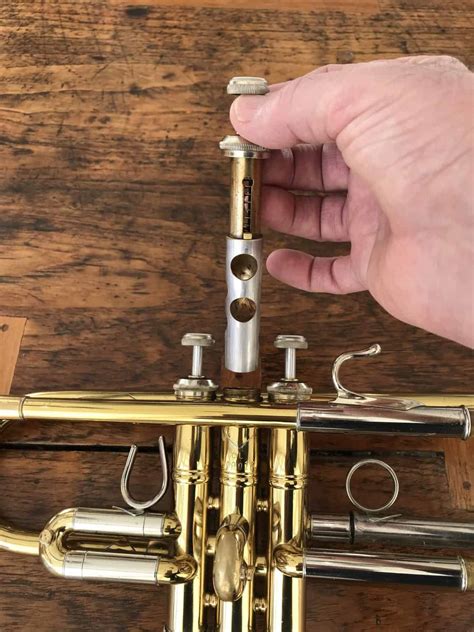 How many trumpet valves are there?