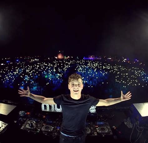 How much does Martin Garrix charge?