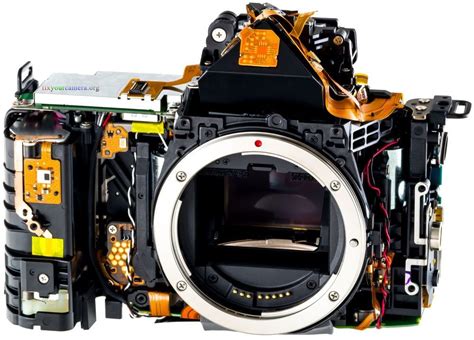 How much does it cost to fix a digital camera lens?