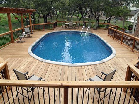 How much does it cost to put a deck around a pool?