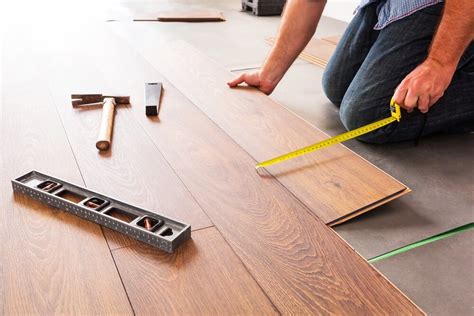 How much does it cost to put laminate flooring in a 12x12 room?