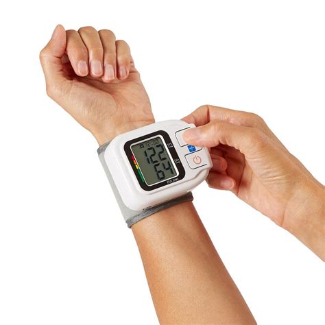 How much higher is BP on wrist?